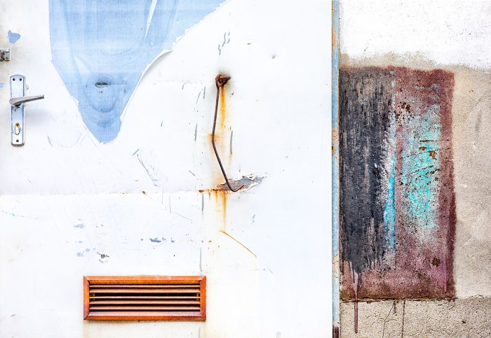 abstract art berlin door ngoro ngoro