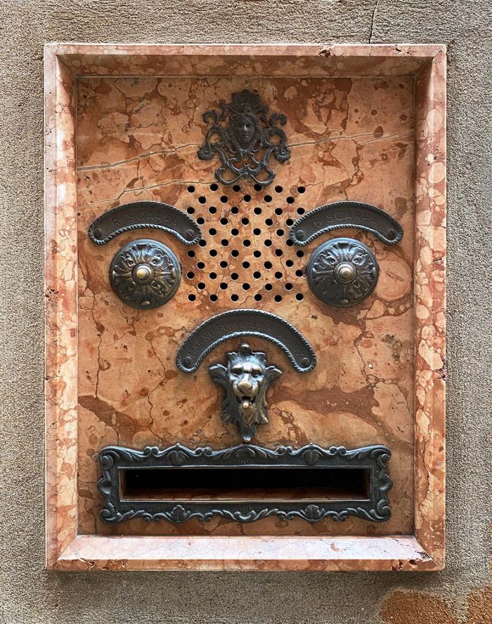 Künstlerische Fotografie fotografiert in Venedig mit Fokus auf Licht, Abstraktion, venezianischer Architektur, fotografiert von Mick Morley