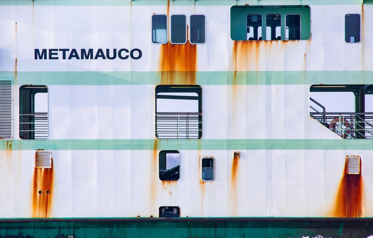 Künstlerische Fotografie fotografiert in Venedig mit Fokus auf Licht, Abstraktion, venezianischer Architektur, fotografiert von Mick Morley
